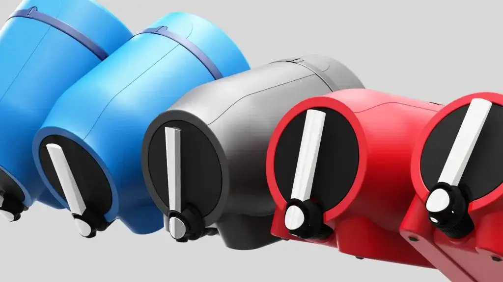 Blue, red and black Pinter 3's